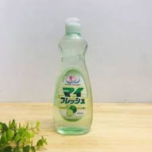 Chai nước rửa bát chén, rau củ My Fresh 600ml