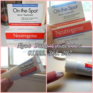 Chấm mụn Neutrogena On The Spot Acne Treatment