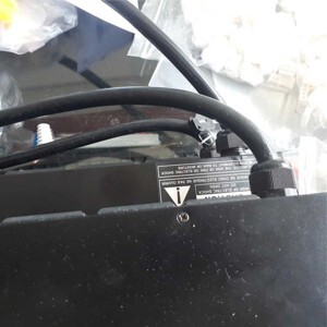 Chia nguồn DBX SR328