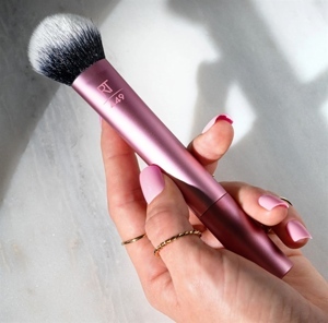 Cọ thoa phấn phủ  phấn má REAL TECHNIQUES Blush Brush