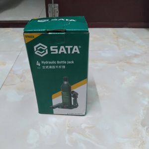 Con đội 4 Tấn Sata 97802A