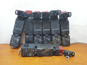 Công tắc an toàn Omron D4DS-K5