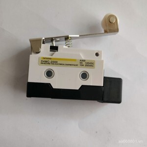 Công tắc hành trình Omron D4MC-2000