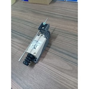 Công tắc hành trình Omron D4V-8107Z-N