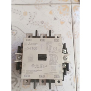 Contactor Mitsubishi S-T100 AC200V