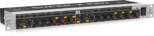 Crossover Behringer CX3400
