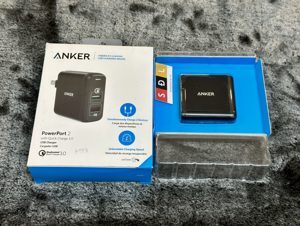 Củ sạc Anker 2 cổng PowerPort 2 (Quick Charge 3.0)