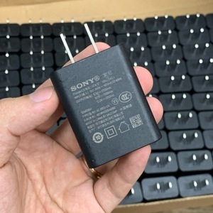 Củ sạc nhanh Sony UCH12 Quick Charge 2.0