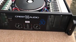 Cục đẩy Crest Audio CA30
