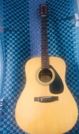 Đàn guitar acoustic Yamaha F370DW