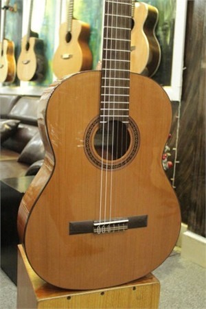 Đàn guitar classic Cordoba C5