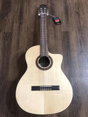 Đàn guitar Cordoba C5-CE