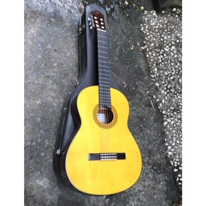 Đàn Guitar Yamaha CG142S