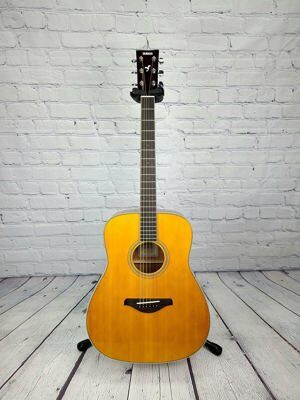 Đàn Guitar Yamaha FG-TA