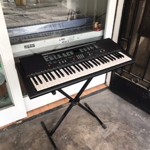 Đàn Organ Yamaha PSR 200