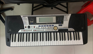 Đàn Organ Yamaha PSR 550