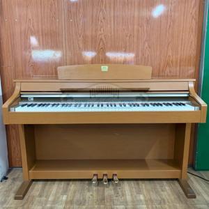 Đàn Piano Yamaha Clavinova CLP340 (CLP-340)