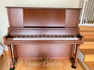 Đàn Piano Cơ Yamaha UX300Wn