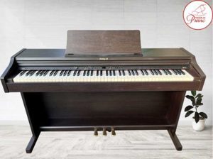 Đàn piano điện Roland Digital RP201