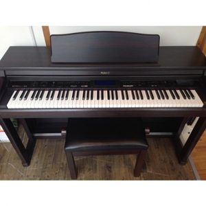 Đàn Piano Điện Roland HP-555G