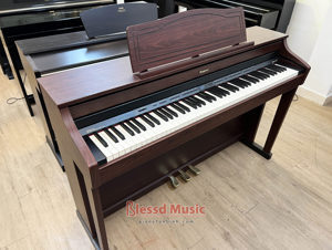 Đàn piano điện Roland HP505