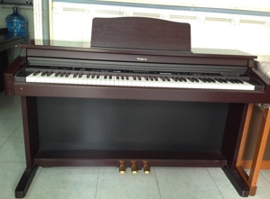 Đàn Piano Điện Roland KR-277