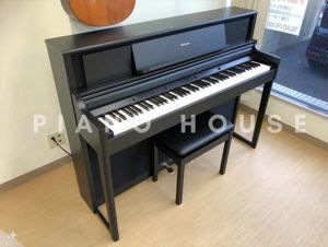 Đàn piano điện Roland LX-705