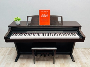 Đàn Piano điện Yamaha Clavinova CLP-511 - qua sử dụng