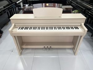 Đàn piano điện Yamaha Clavinova CLP-735