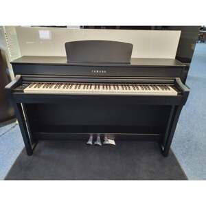 Đàn piano điện Yamaha Clavinova CLP-735