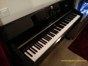 Đàn piano điện Yamaha CLP-330 (CLP330)