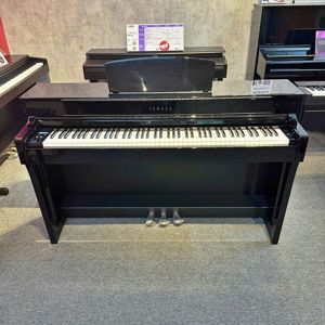 Đàn piano điện Yamaha CLP-635PE