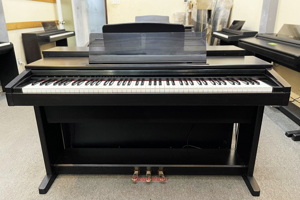 Đàn Piano Điện Yamaha CLP-760 - hàng cũ
