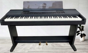 Đàn Piano điện Yamaha CVP-8