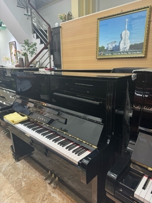 Đàn Piano Kawai KU3B