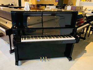 Đàn piano Kawai Ku5D