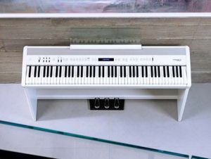 Đàn piano Roland FP-60X