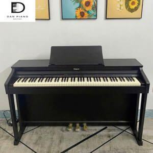 Đàn piano Roland HP-504