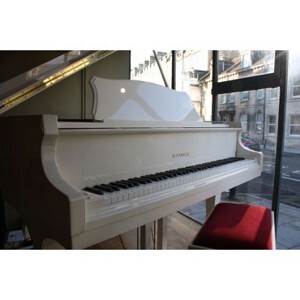 Đàn piano Samick SIG-50D