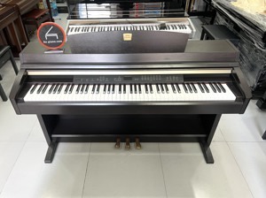 Đàn piano Yamaha CLP 230R