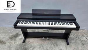 Đàn Piano Yamaha CLP-300