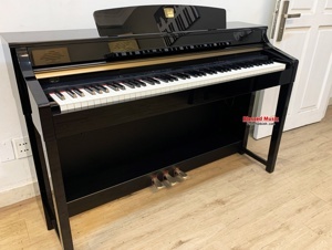 Đàn piano Yamaha CLP-370PE