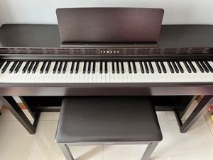 Đàn piano Yamaha CLP 625R (CLP625R)