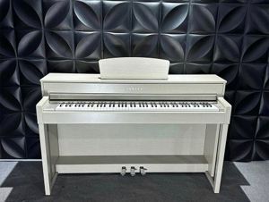 Đàn Piano Yamaha CLP 635 WA