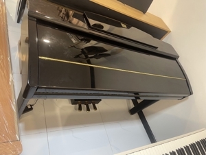 Đàn Piano Yamaha CVP-409 PE