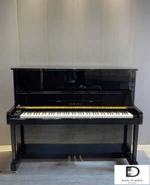 Đàn Piano Yamaha MC10BL