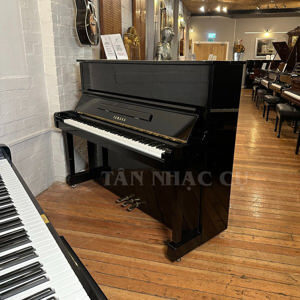 Đàn Piano Yamaha MC301