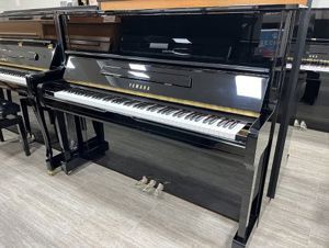 Đàn Piano Yamaha U100