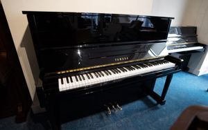 Đàn Piano Yamaha U10A