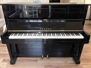 Đàn Piano Yamaha U3A